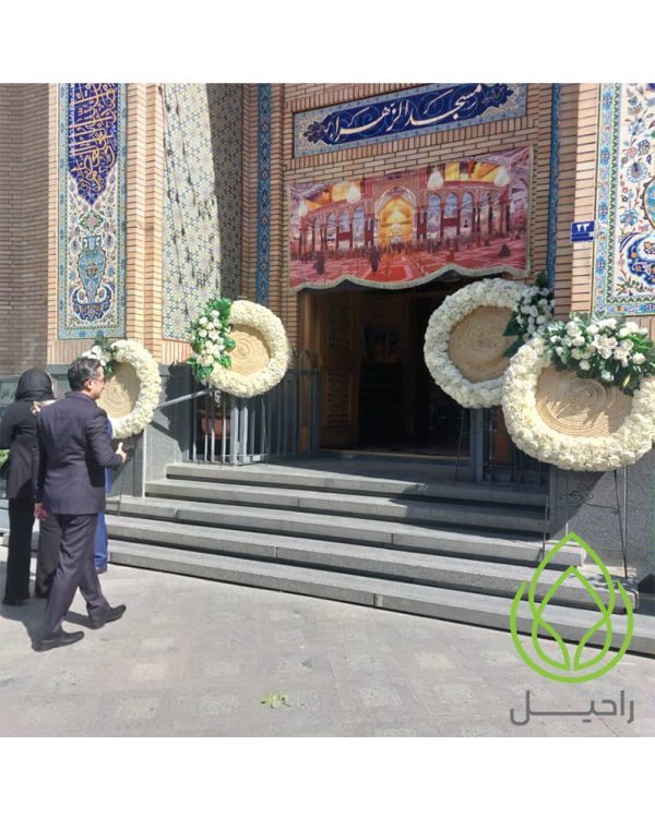 تاج گل خیریه یک طبقه درباری3